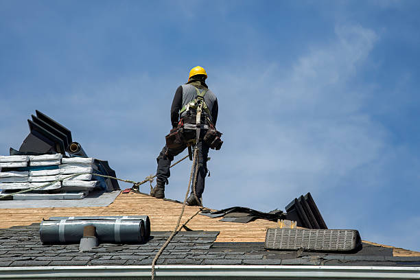 Professional Gutter Installation technician working in Glendale, UT